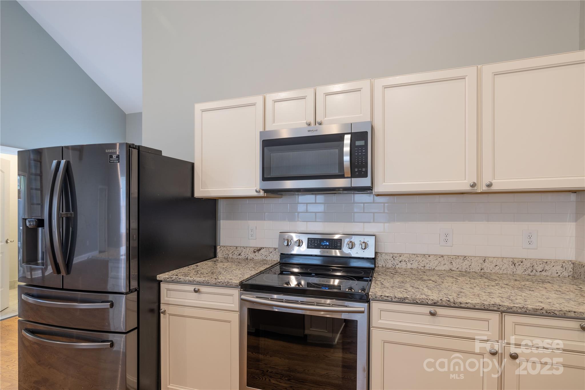 Woodrun - Residential Lease