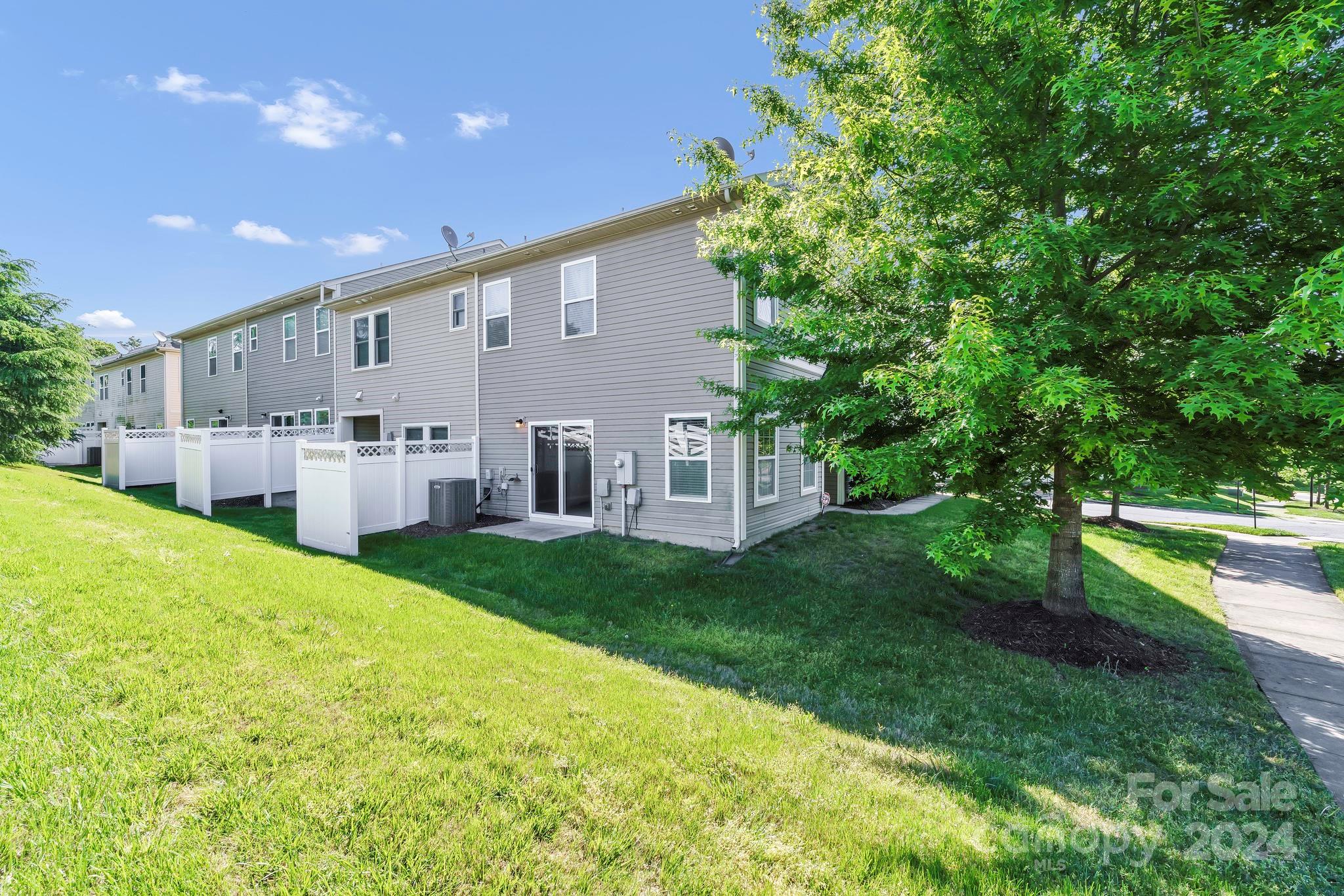 Mallard Lake - Residential