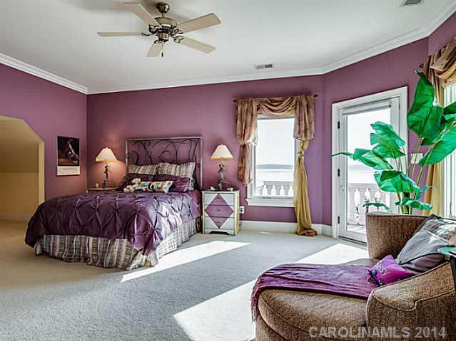 The Peninsula - Residential