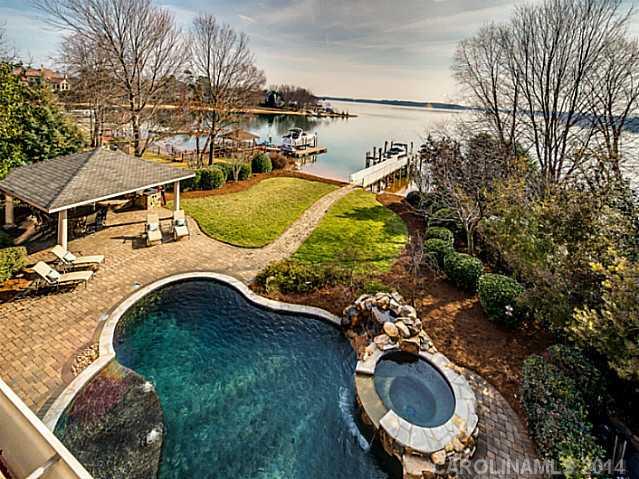 The Peninsula - Residential