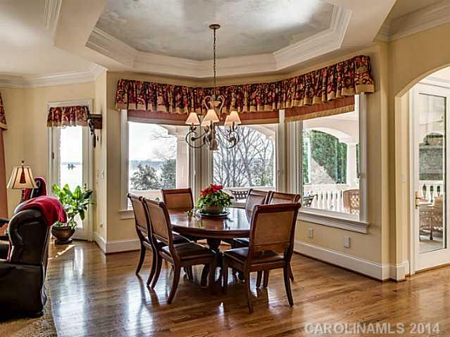 The Peninsula - Residential