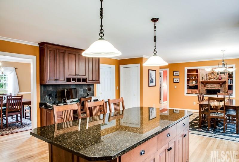 Moores Ferry - Residential