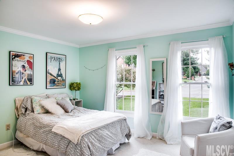 Moores Ferry - Residential