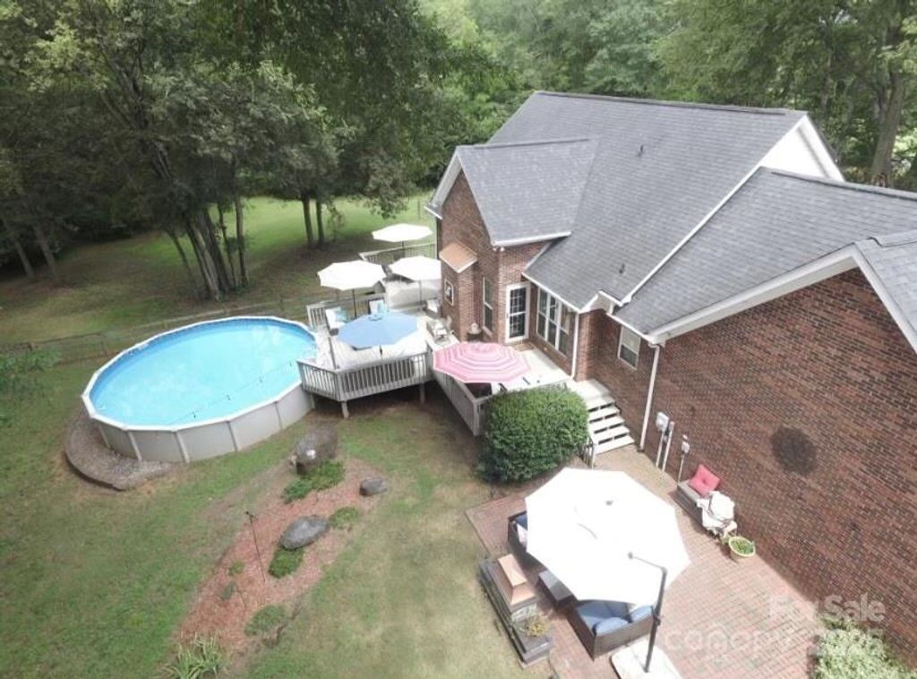 listing image 41