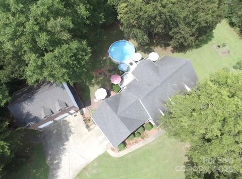 listing image 44