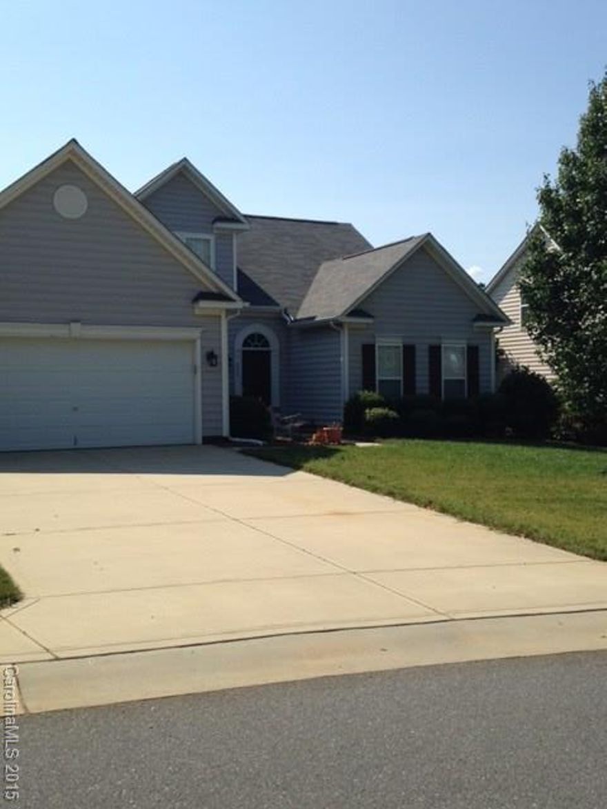 Great 1.5 story home!  HW in DR, ceramic tile in kit and baths. Vaulted ceilings in kit and GR, F/P and built-in's, beautiful sunroom.  Split bedroom plan with additional sf added by the builder.  Bonus up could be used as 4th BR.  Flat lot with great backyard.  Must see!