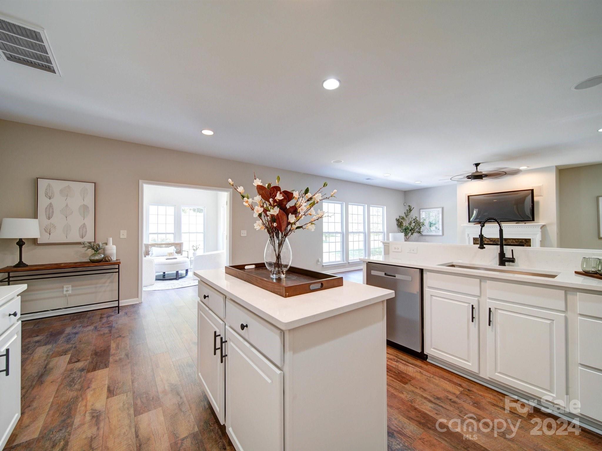 Newport Landing - Residential