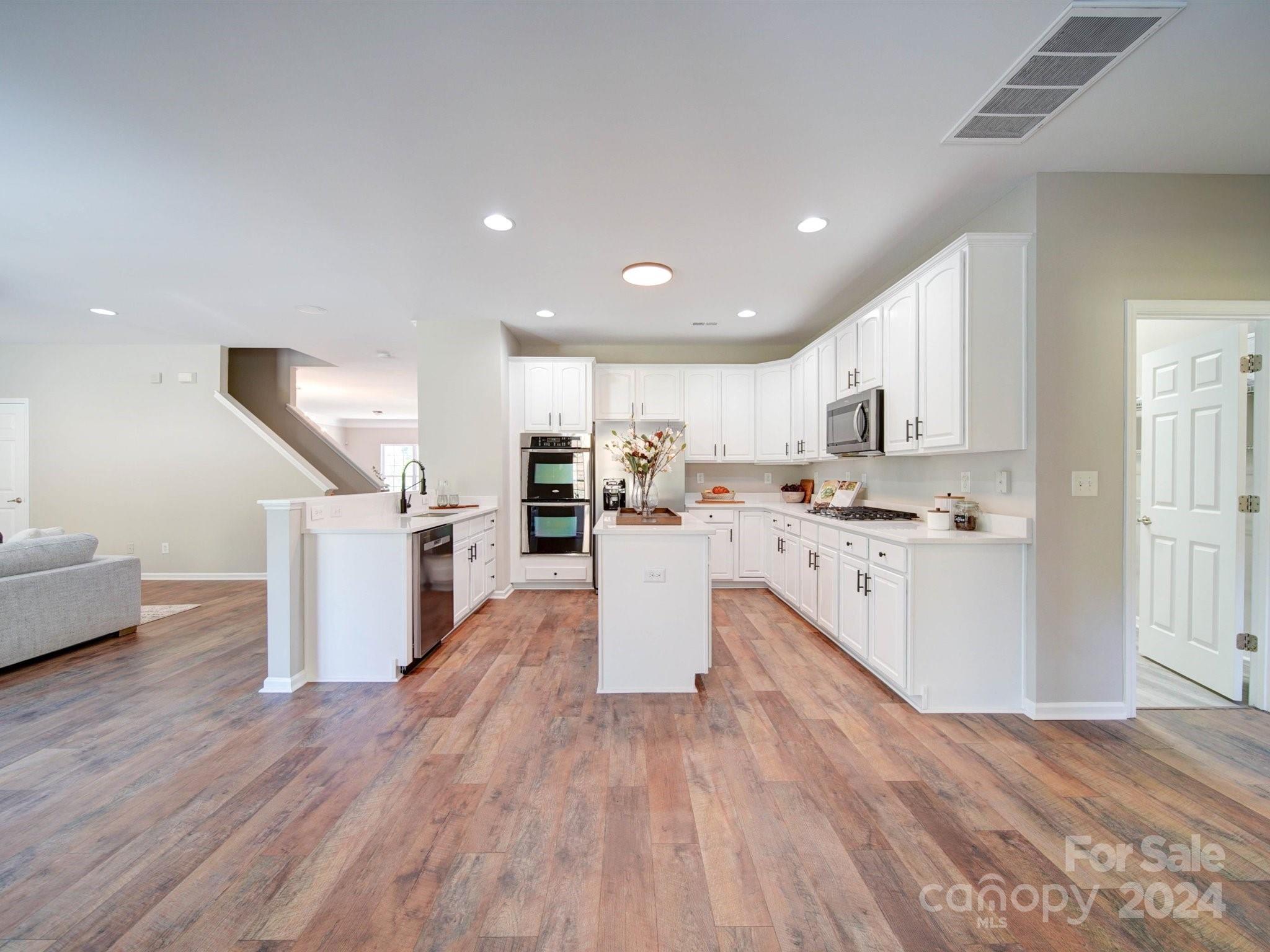 Newport Landing - Residential