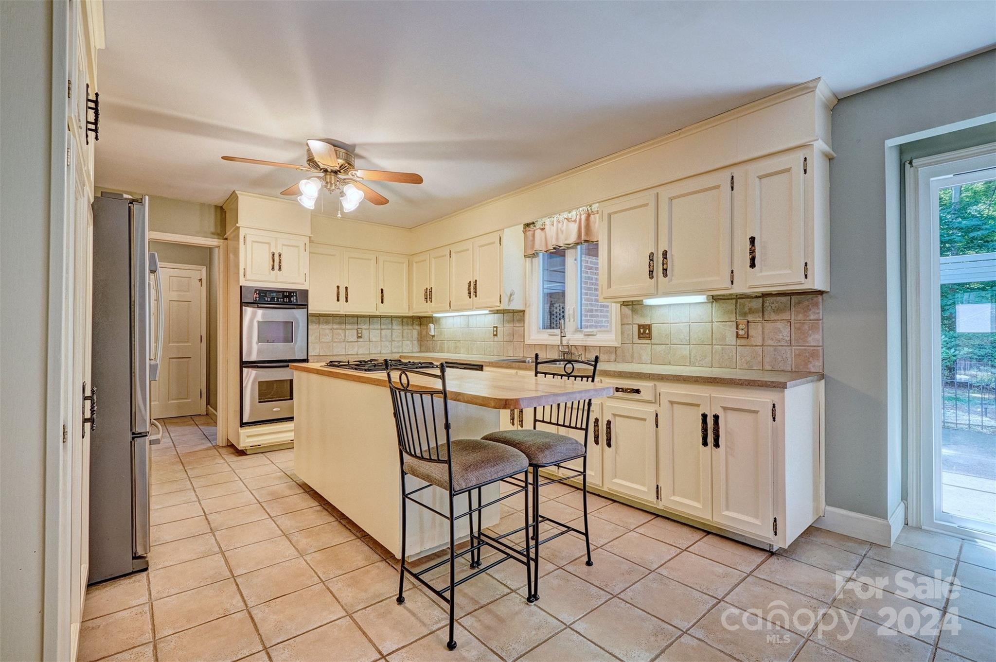 River Hills - Residential