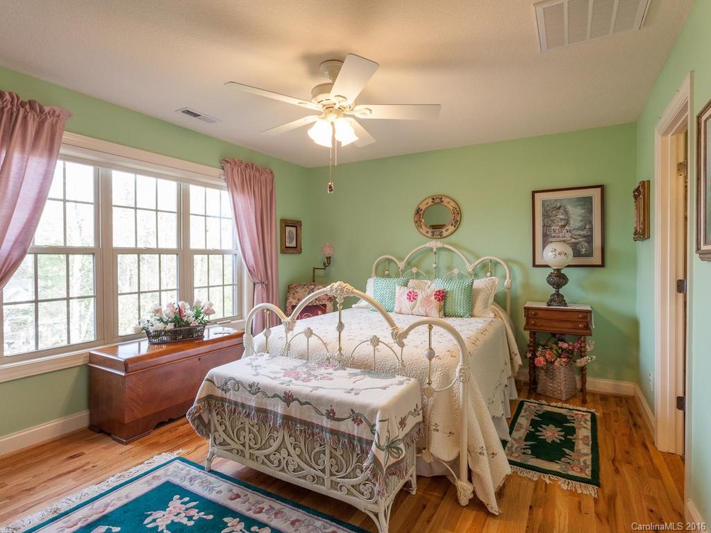 Ashley Woods - Residential