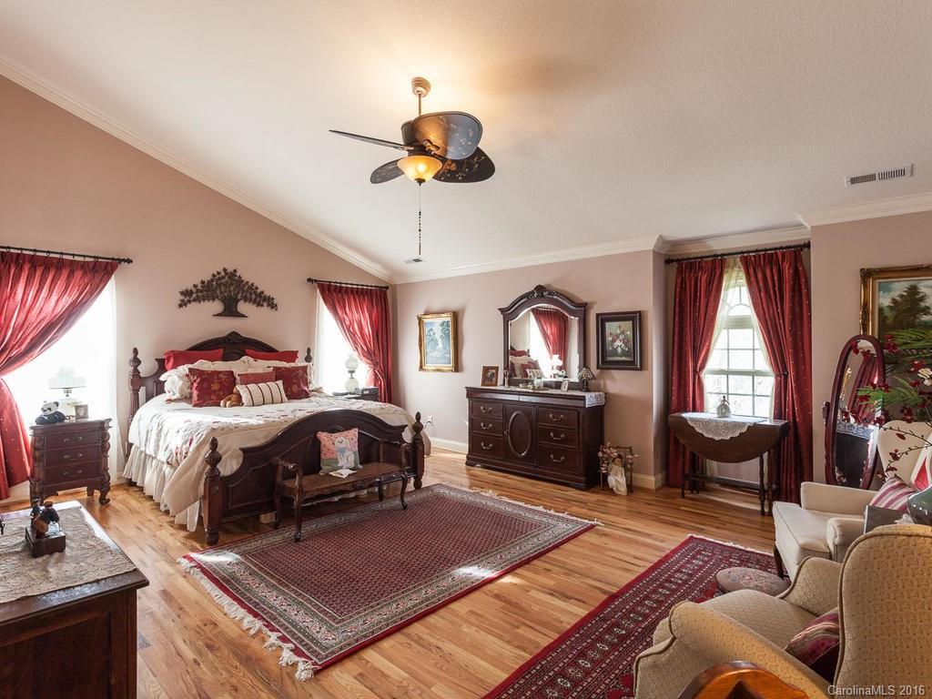 Ashley Woods - Residential