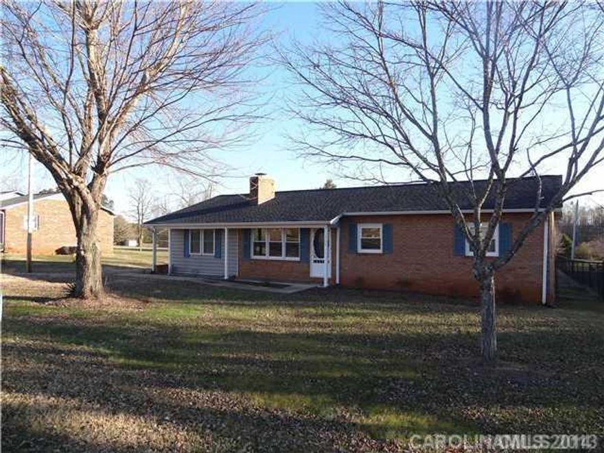 Country feeling-easy living ranch on spacious level lot. Recent roof-Trane AC-dishwasher-disposal-light fixtures-kitchen & half bath granite counters-tile back splash-huge level fenced back yard with storage shed-partially finished attic storage. Cute! Cute! Cute! Currently leased until end of June 2016. Investors !!! Previous day notice for appointments.