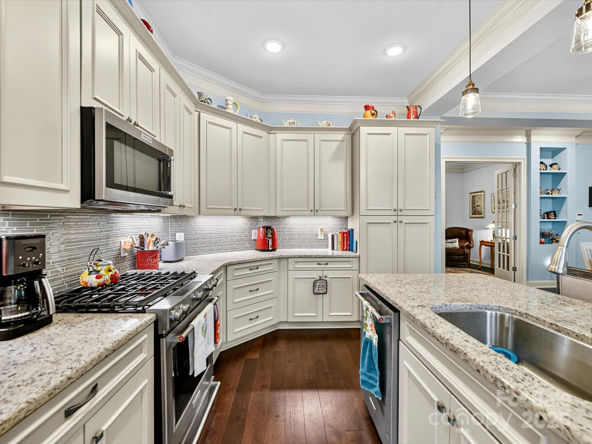 Walden Austin Village - Residential