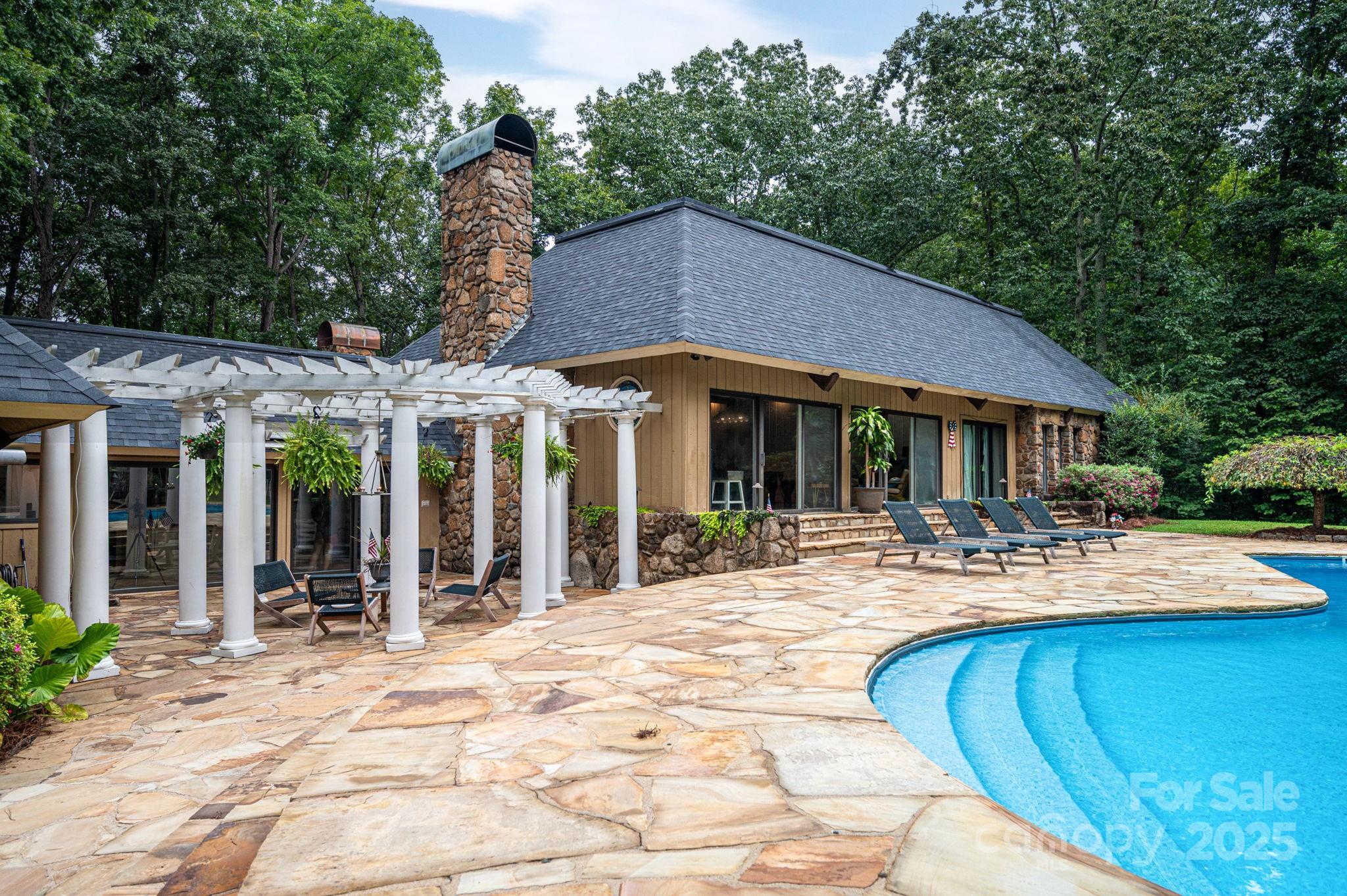 109 Saddletree Road