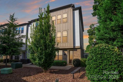 1624 Nandina Corners Alley Charlotte NC 28205