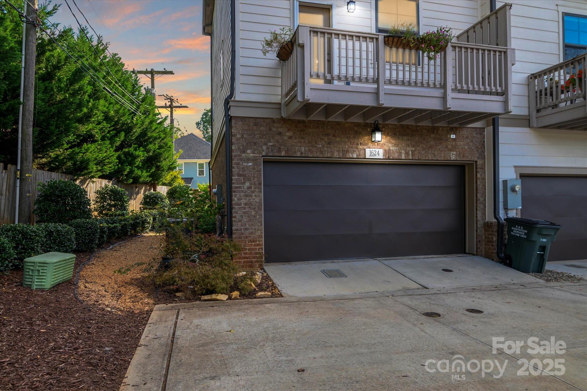 1624 Nandina Corners Alley