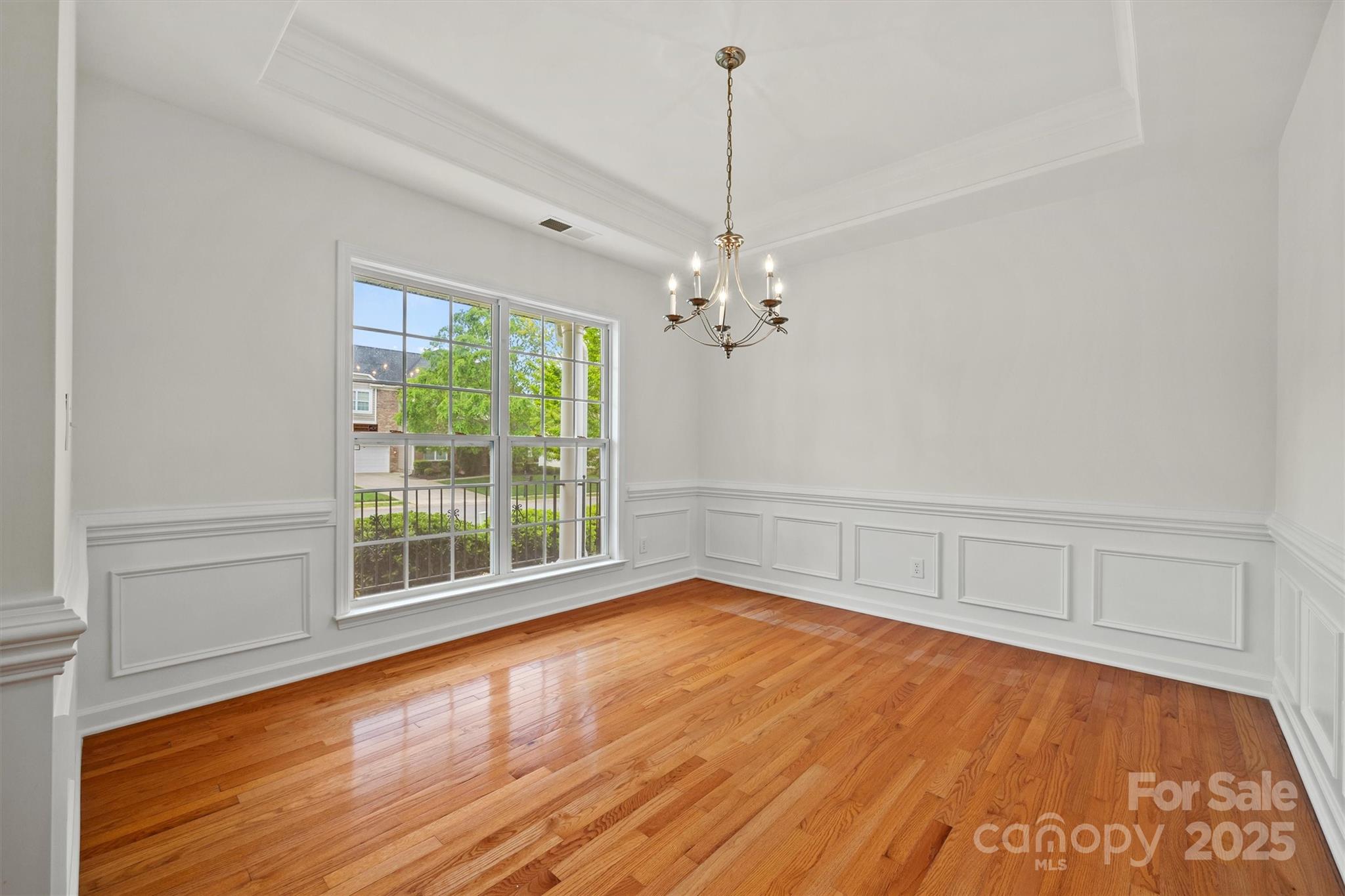 8120 Calistoga Lane
