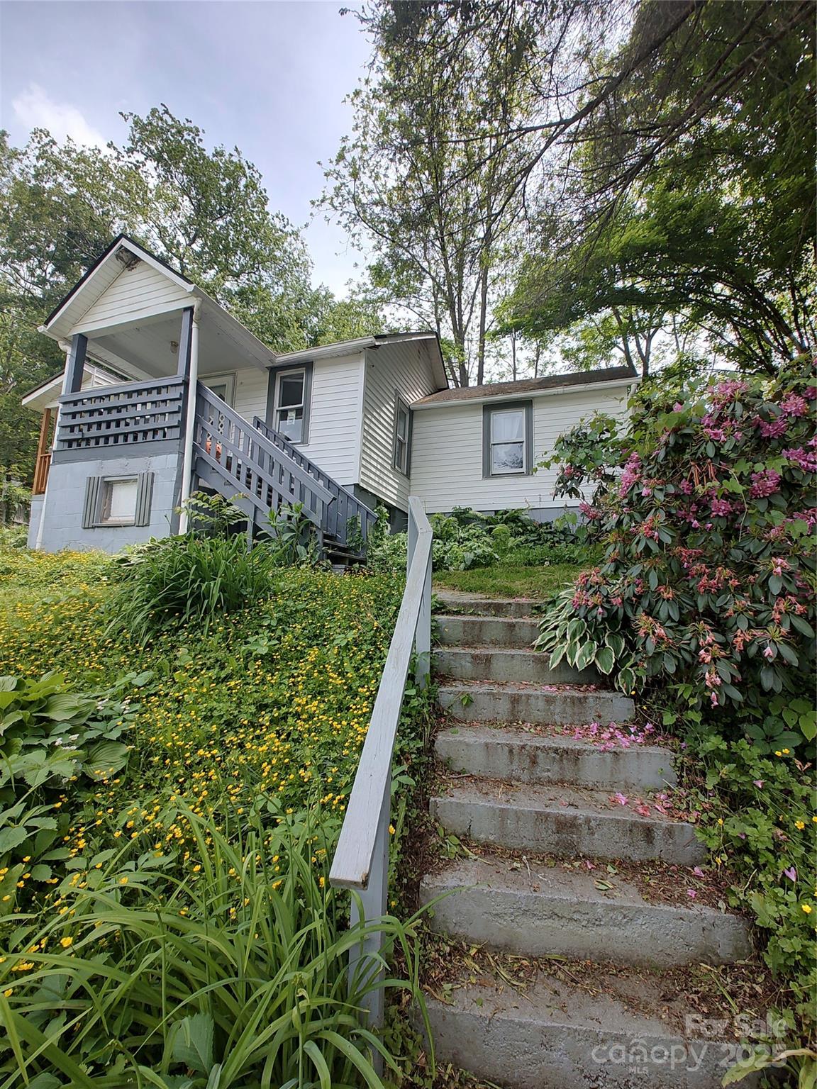 151 S Hill Street