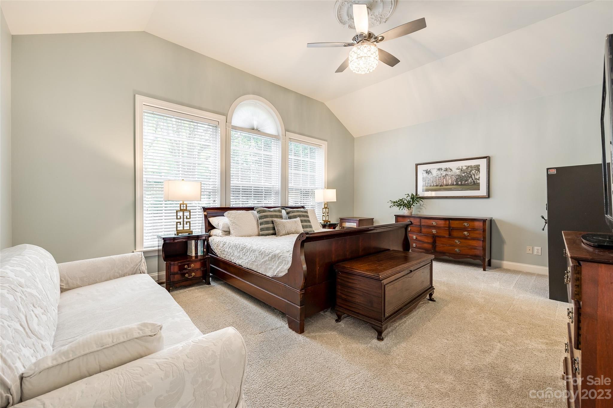 Lake Shore - Residential