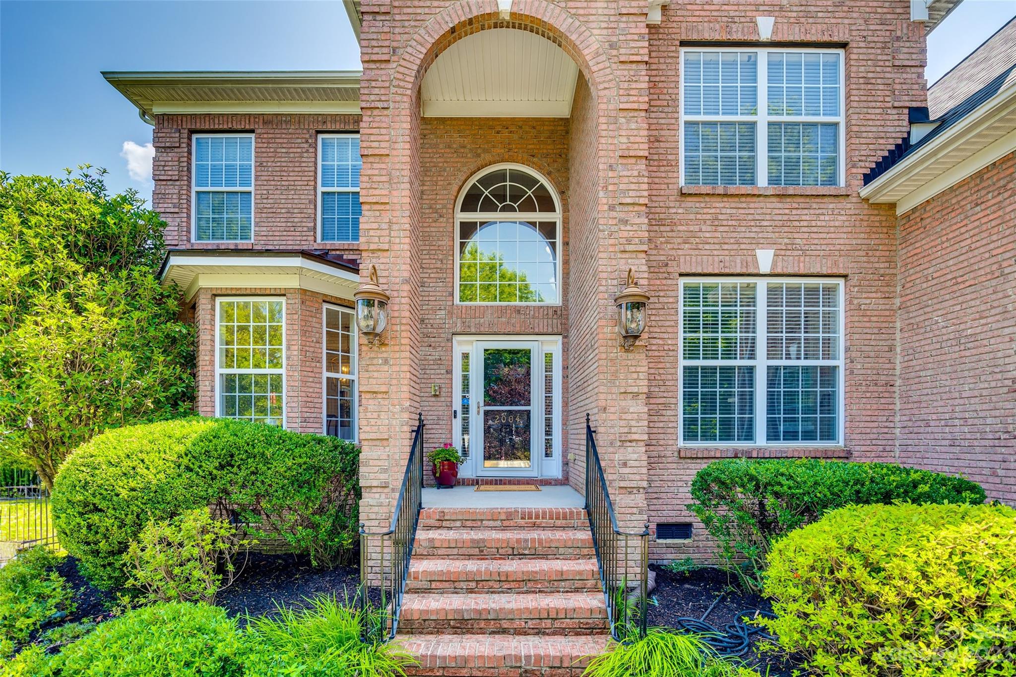 Lake Shore - Residential