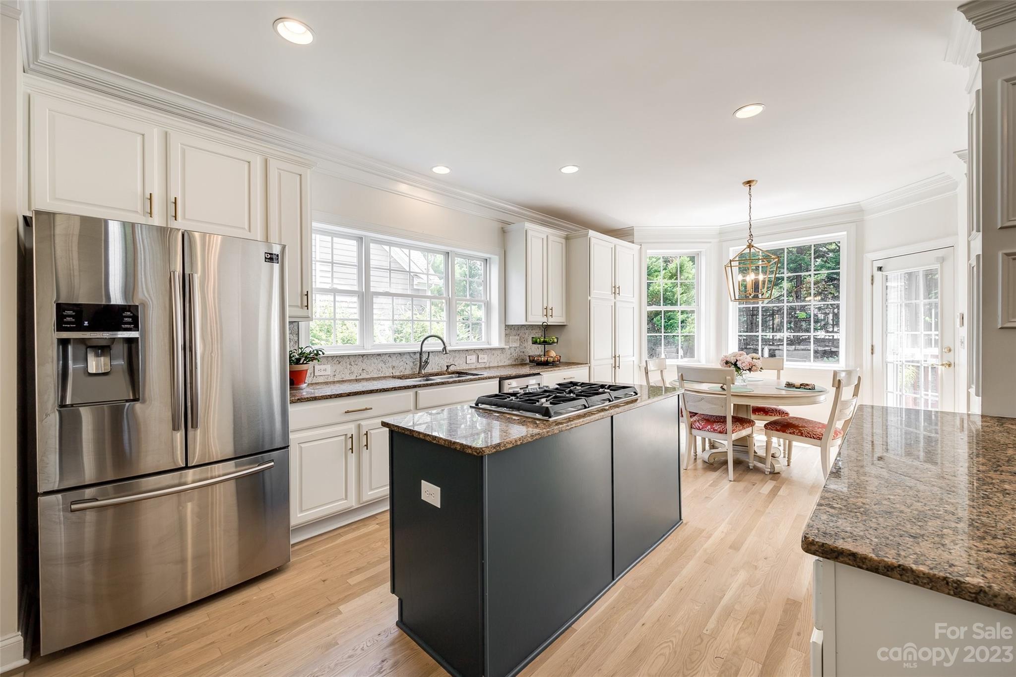 Lake Shore - Residential