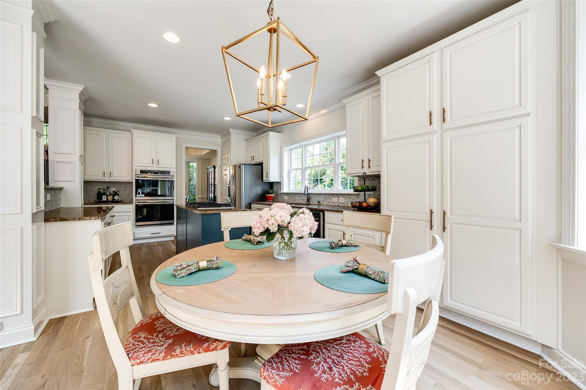 Lake Shore - Residential