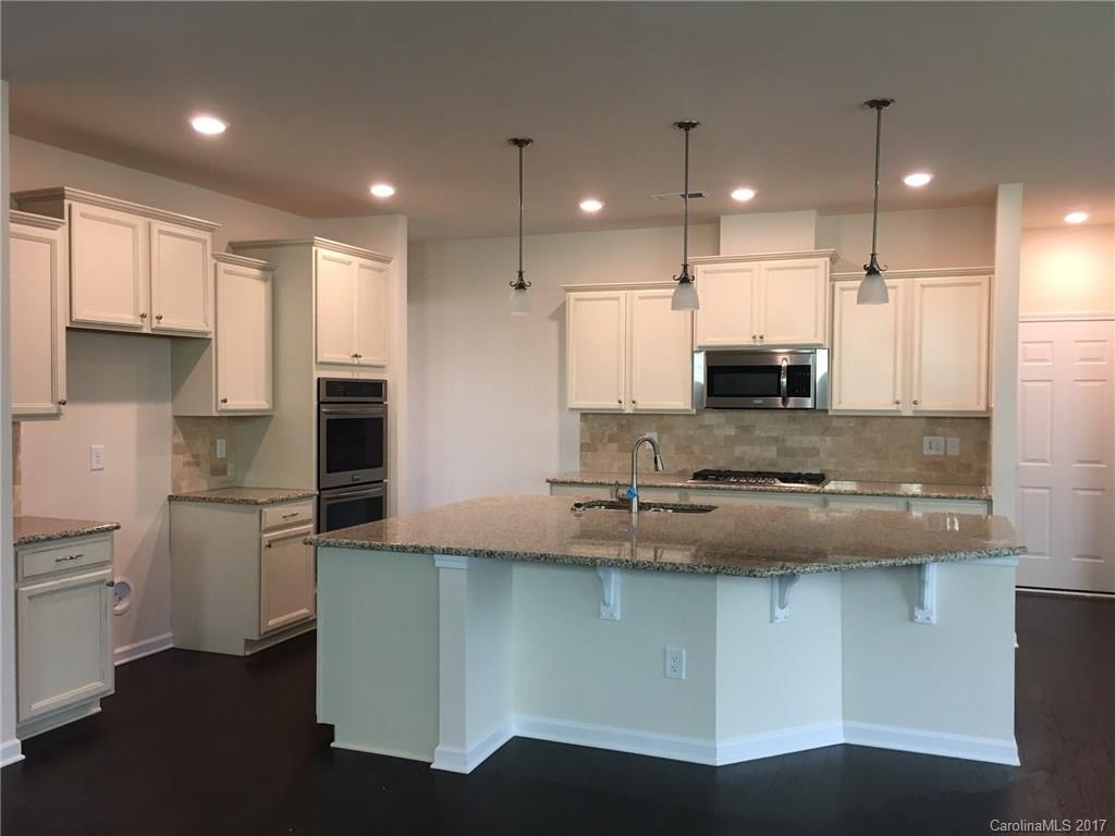 Southern Trace - Residential