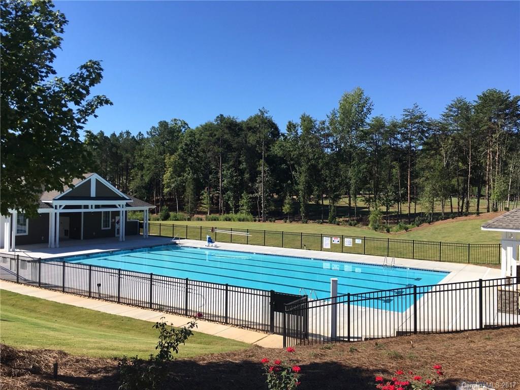 Southern Trace - Residential