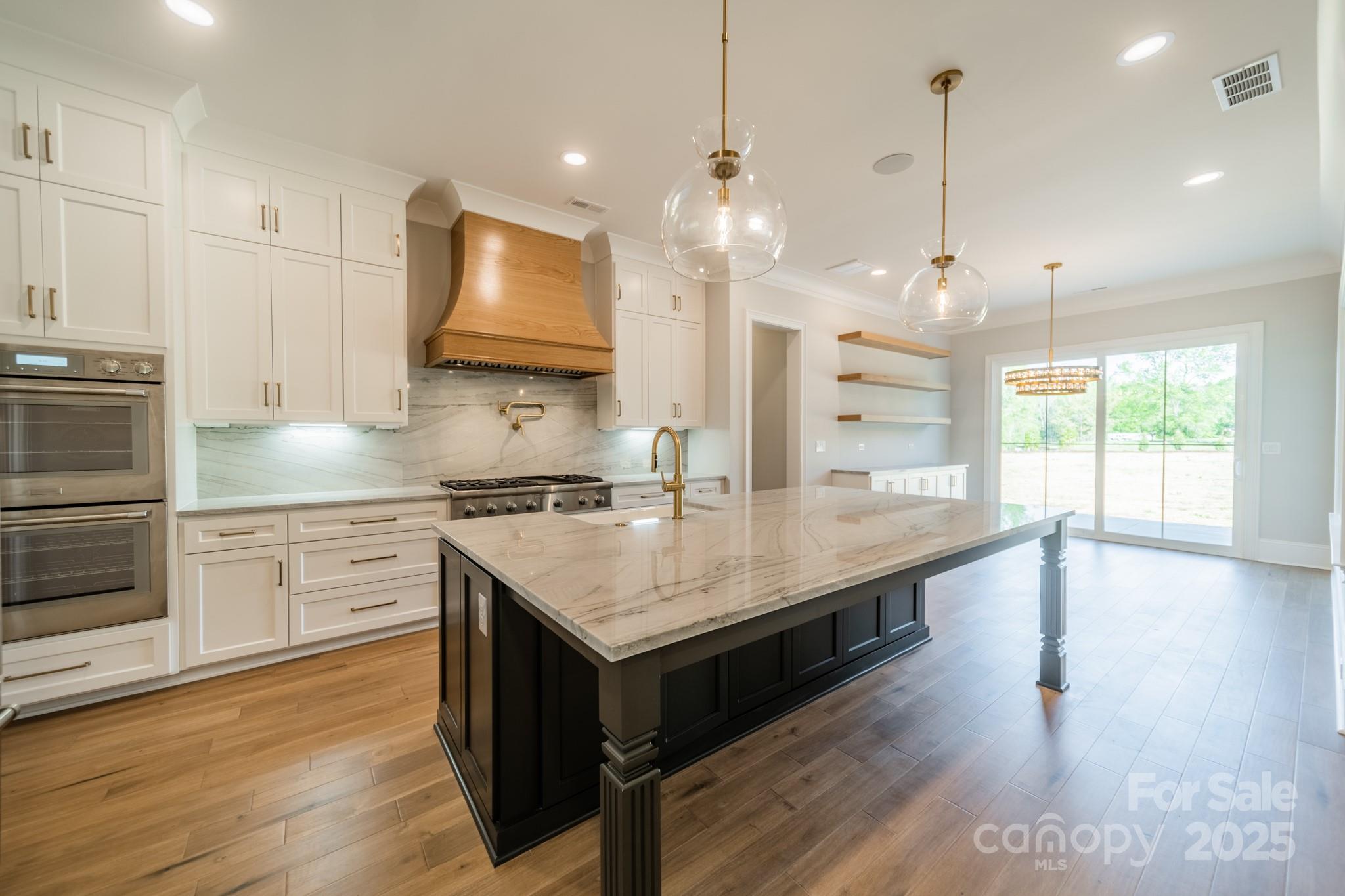 00 McFalls Lane 02