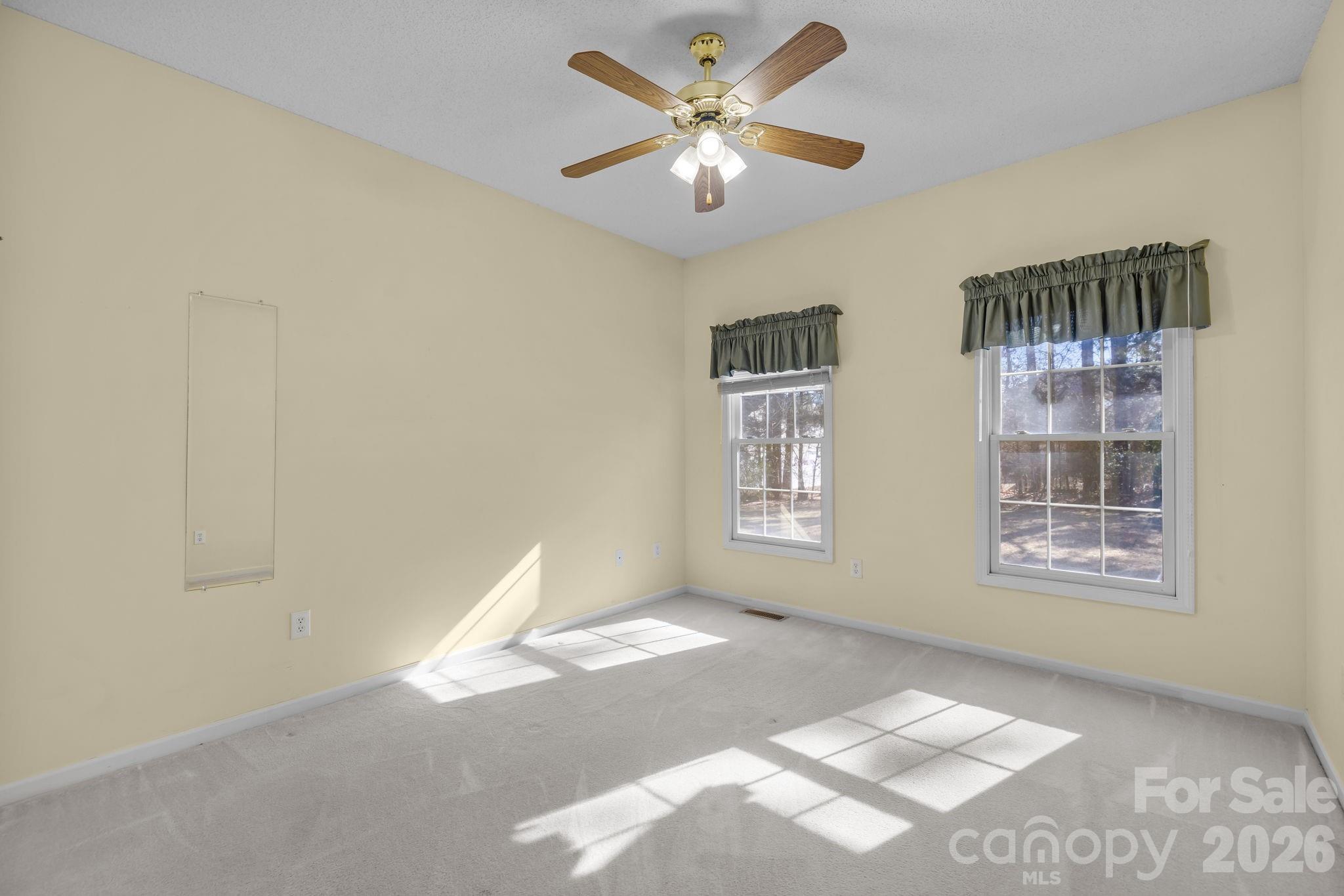 Eastview Oaks - Residential