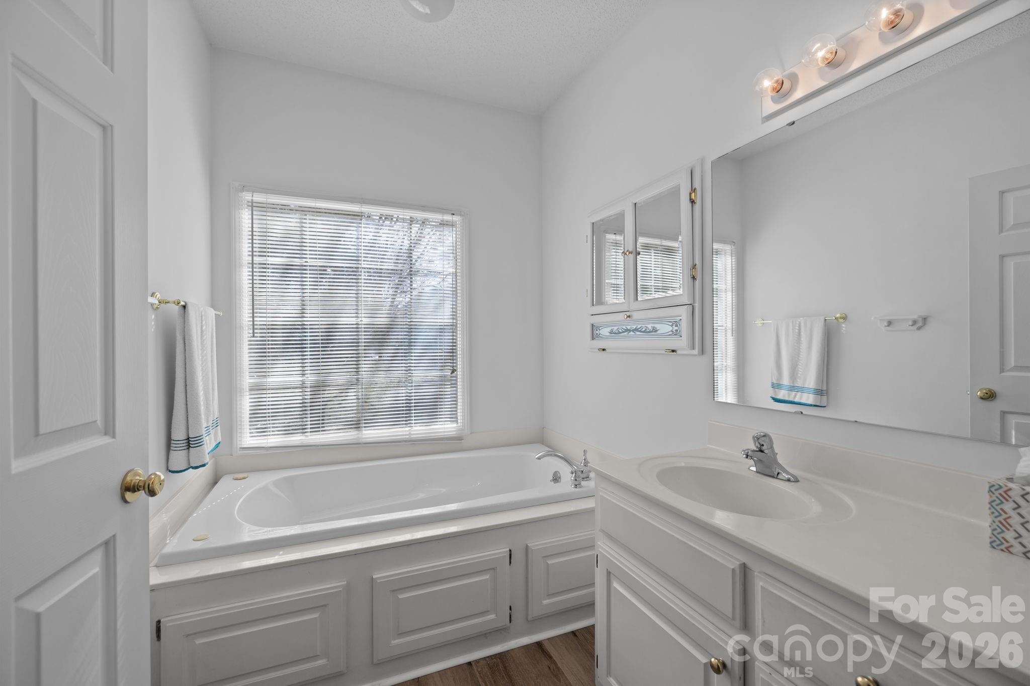 Eastview Oaks - Residential