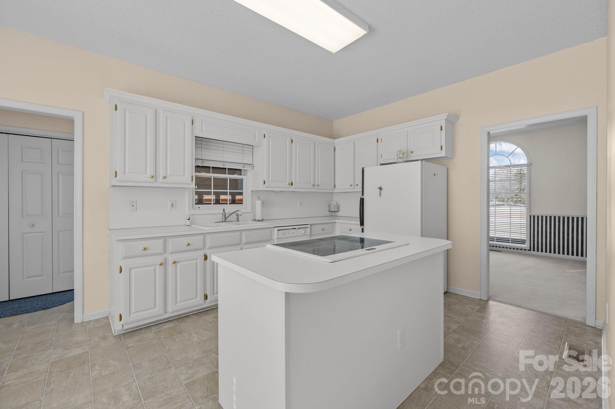 Eastview Oaks - Residential