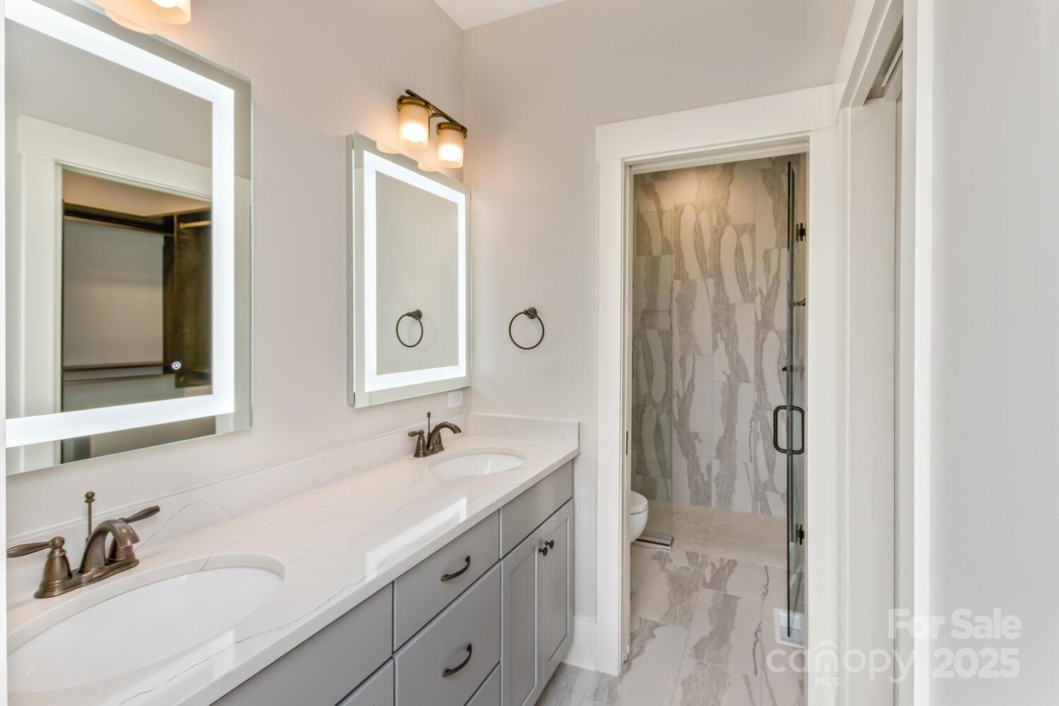 Cummings Cove - Residential