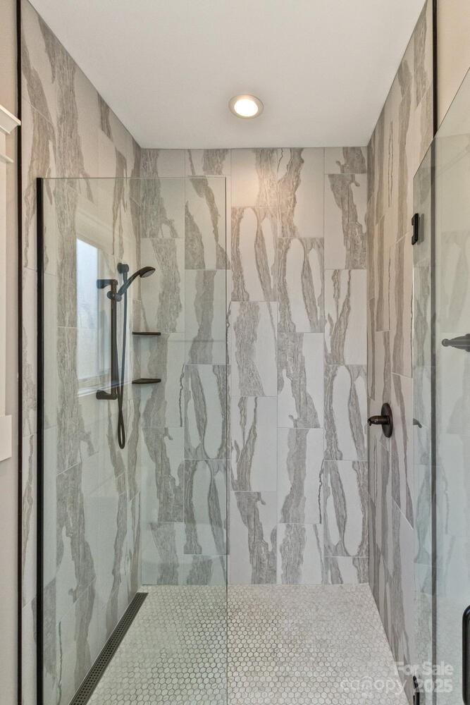 Cummings Cove - Residential