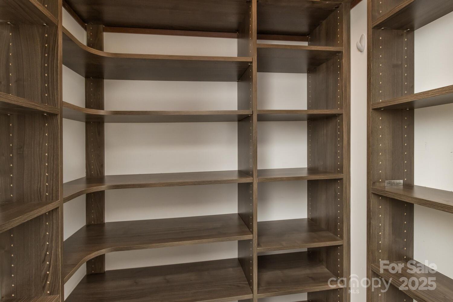 Cummings Cove - Residential