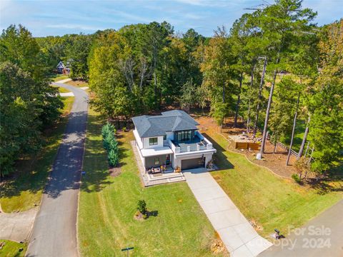 A home in Waxhaw