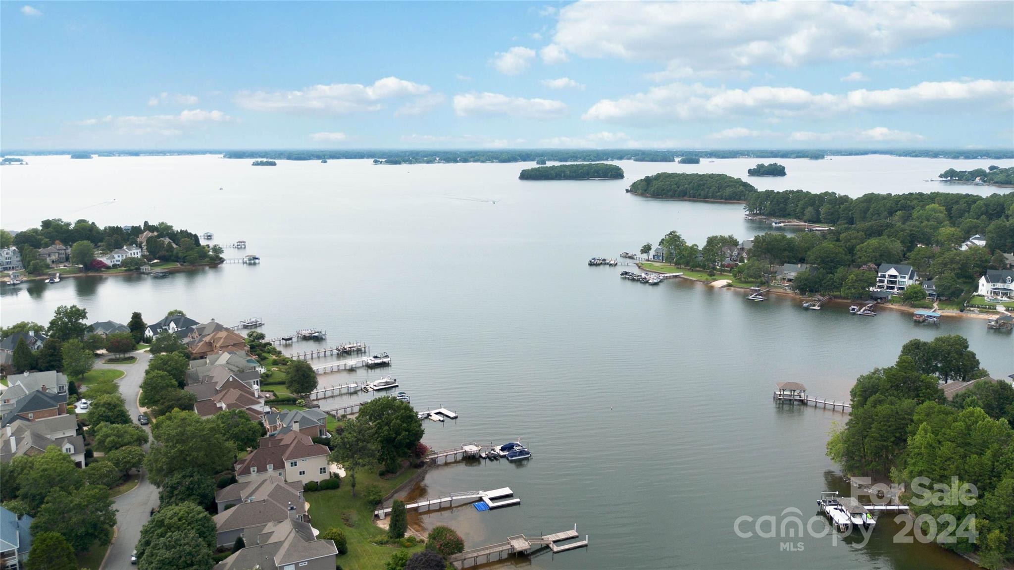 The Peninsula - Residential