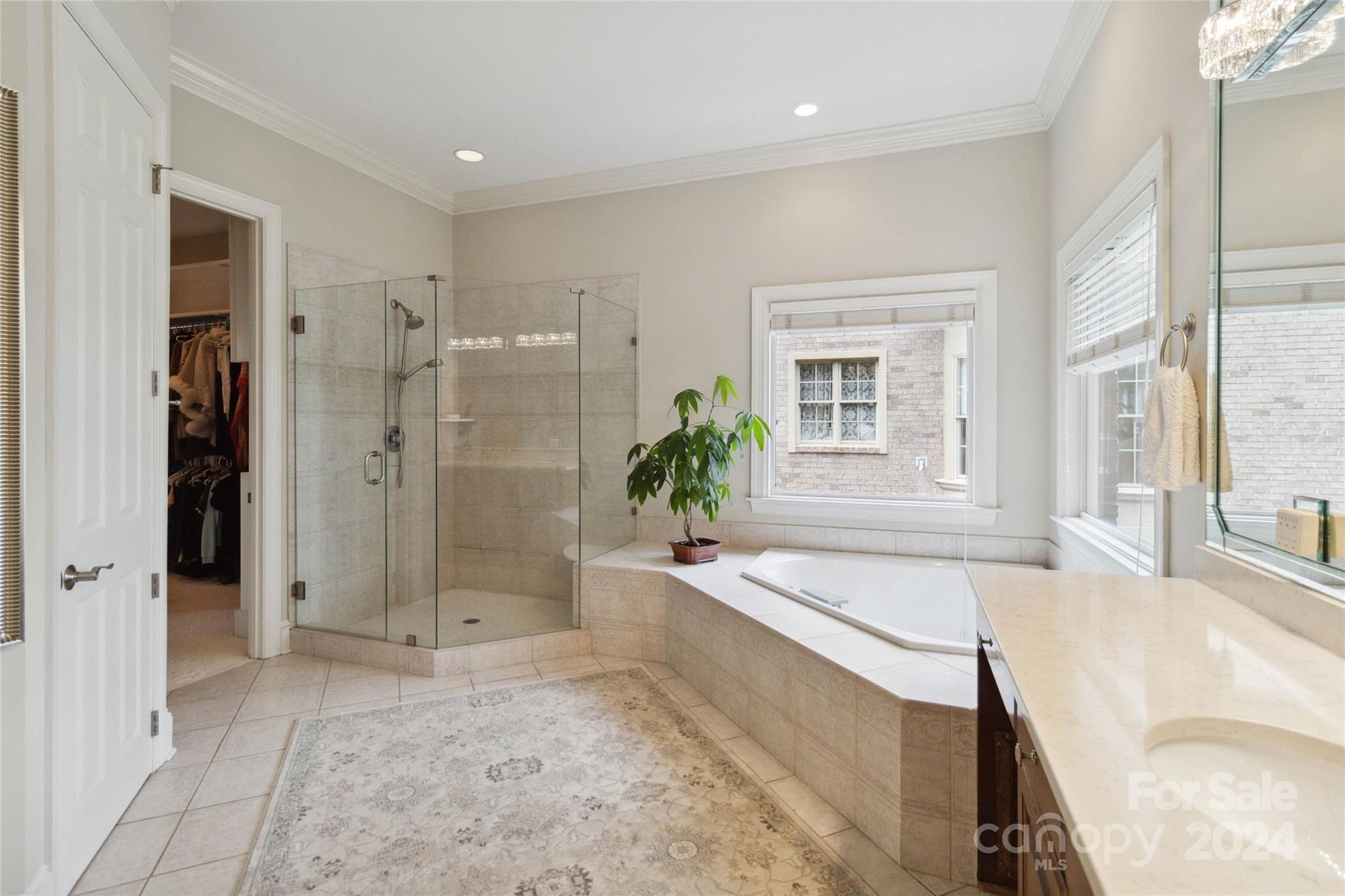 The Peninsula - Residential