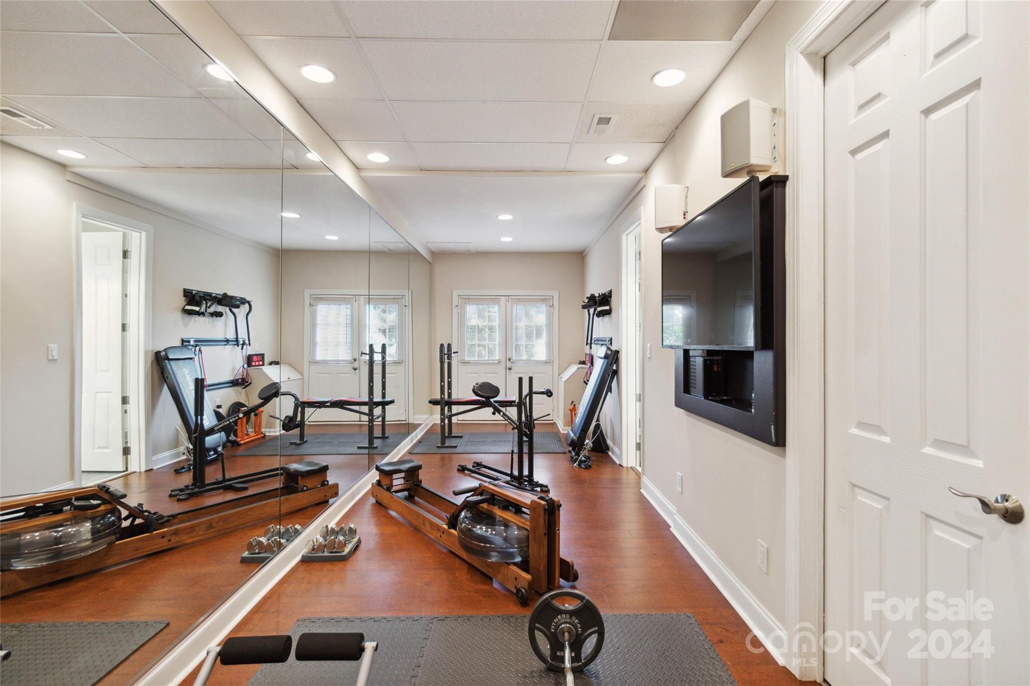 The Peninsula - Residential