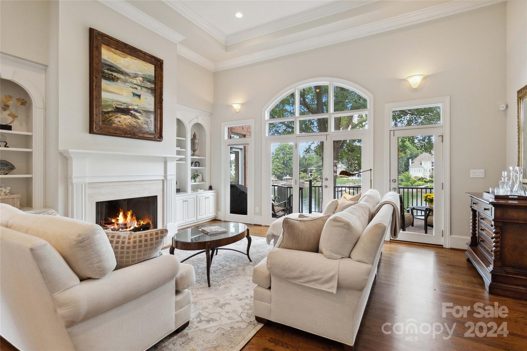 The Peninsula - Residential