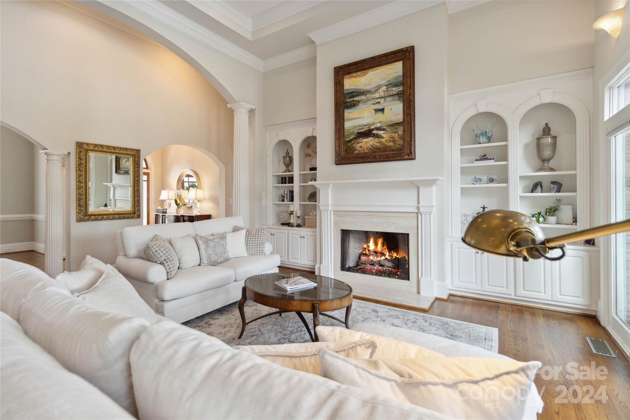 The Peninsula - Residential