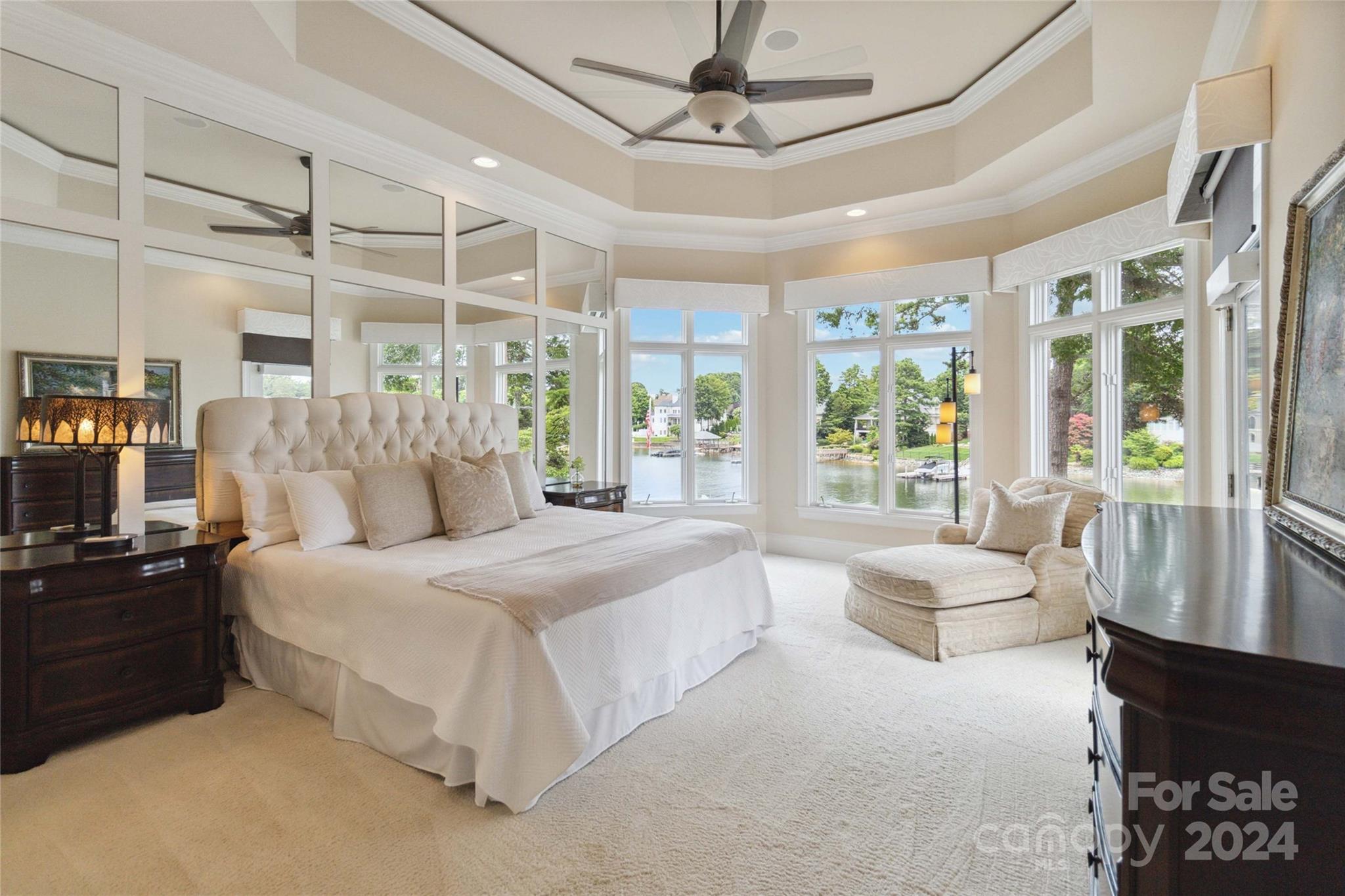 The Peninsula - Residential