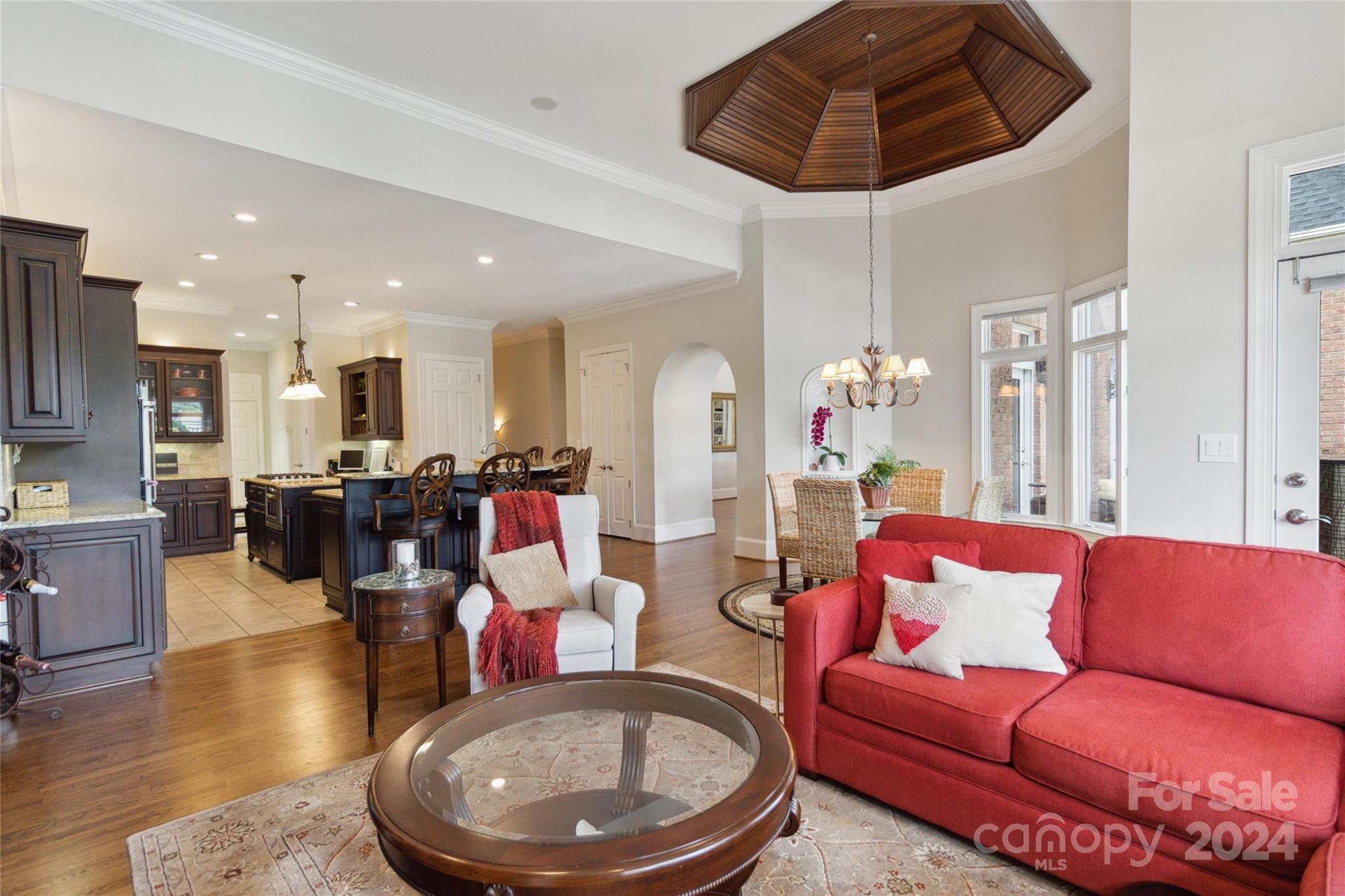 The Peninsula - Residential