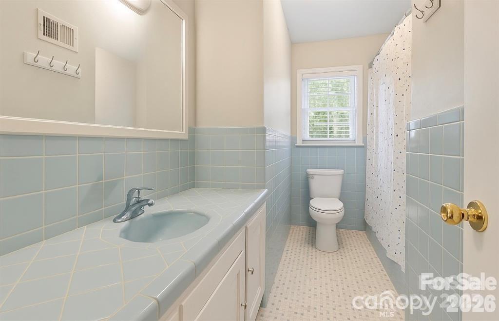 Stonewall Jackson Park - Residential