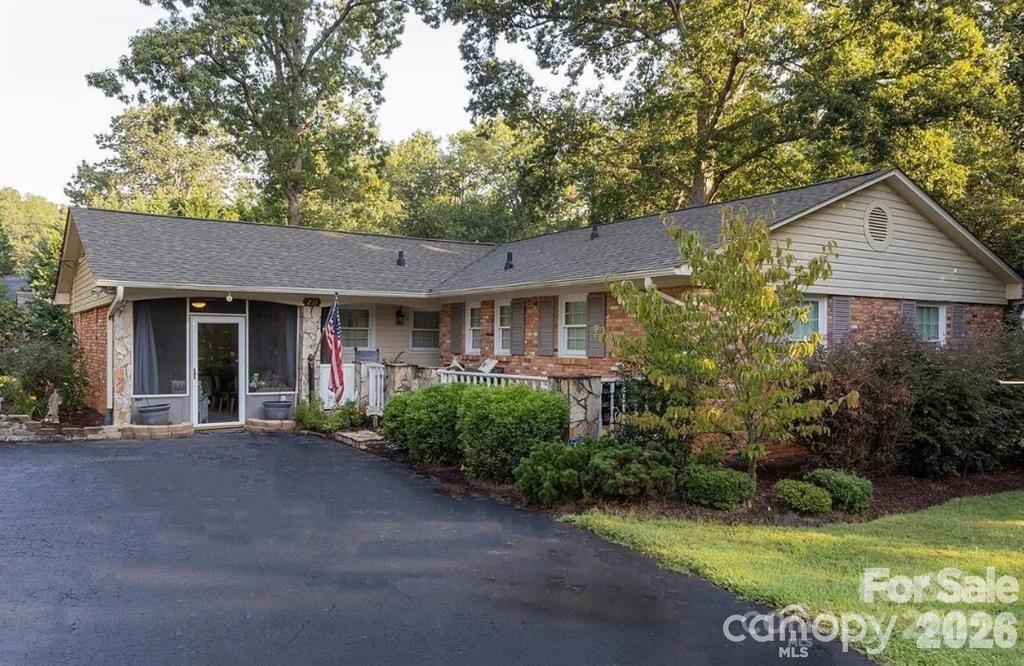 Stonewall Jackson Park - Residential