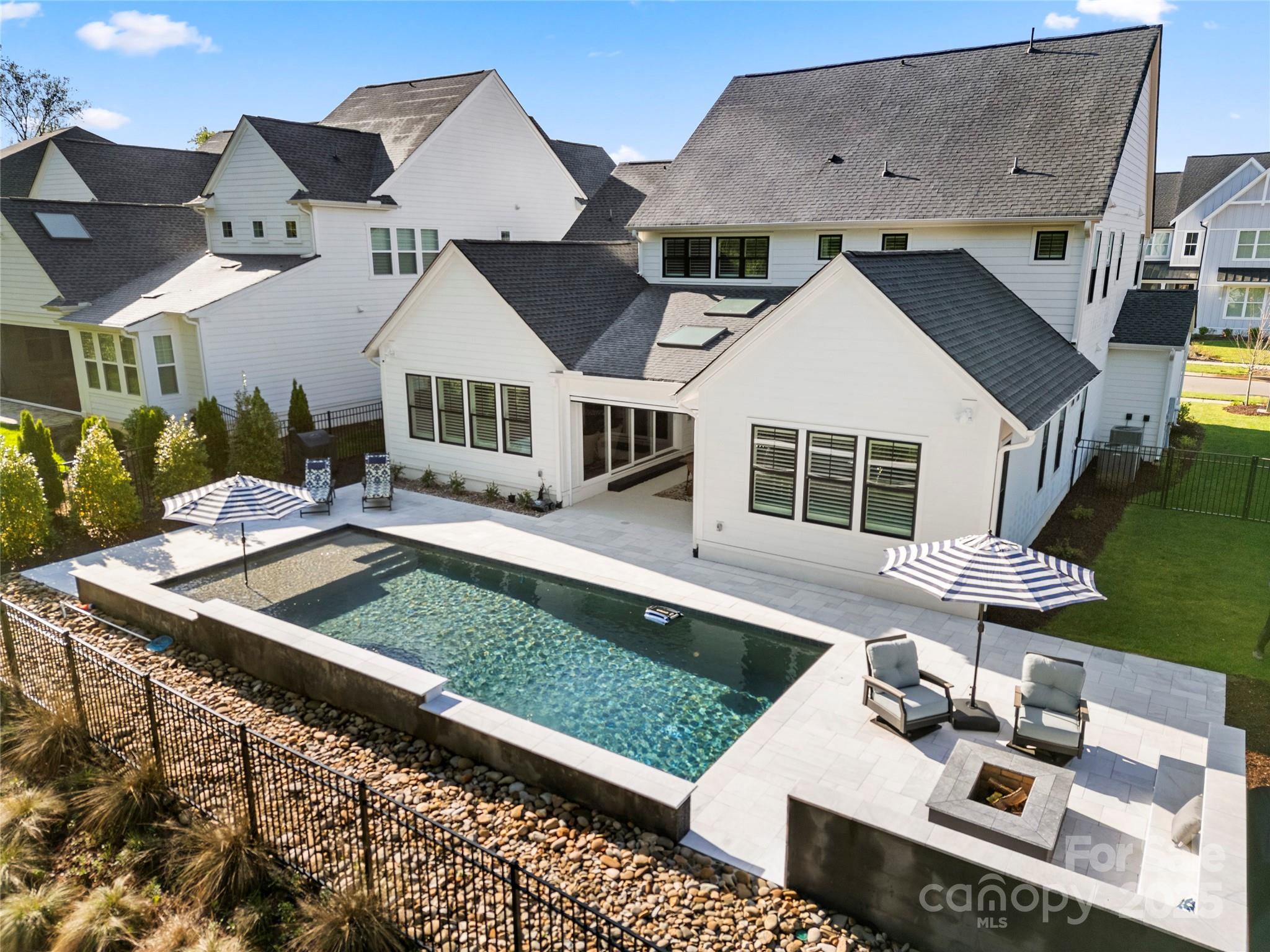 14013 Pinoli Pine Circle