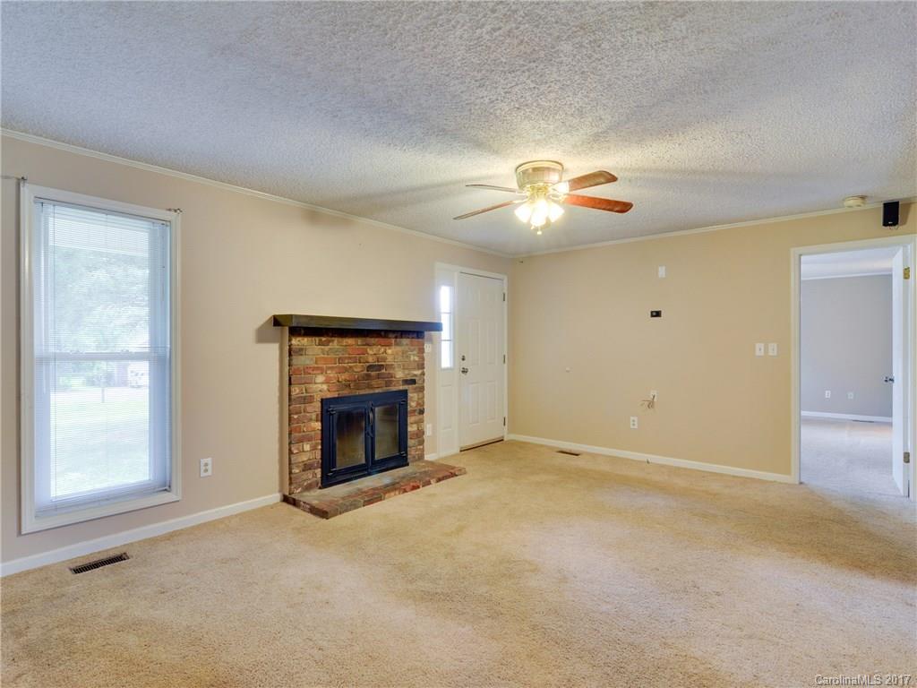 Colonial Downs - Residential