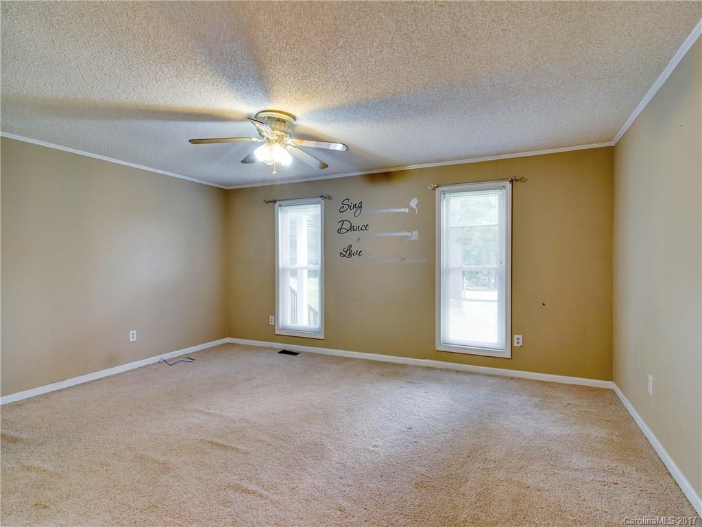 Colonial Downs - Residential