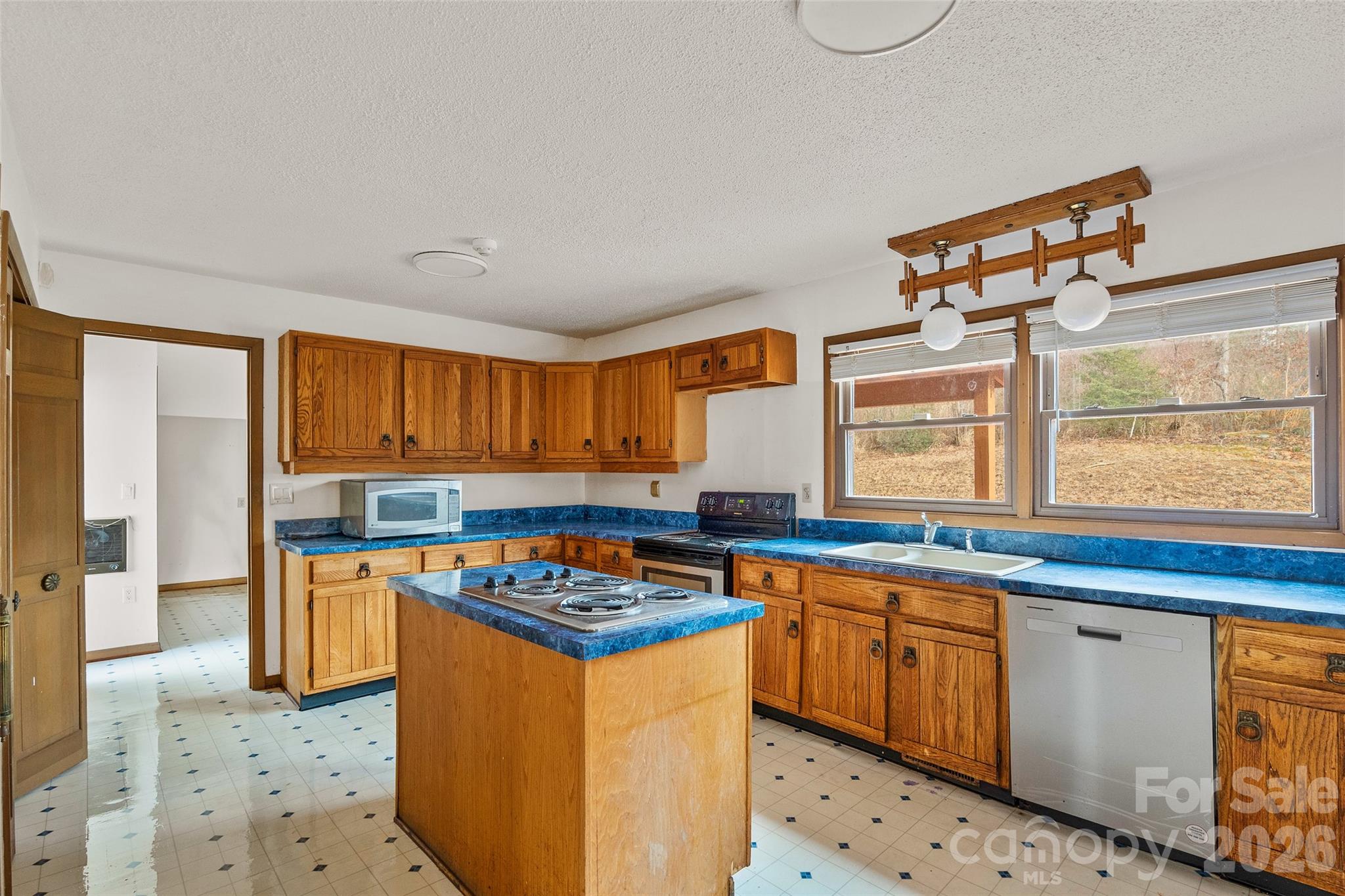 2025 Howard Gap Road