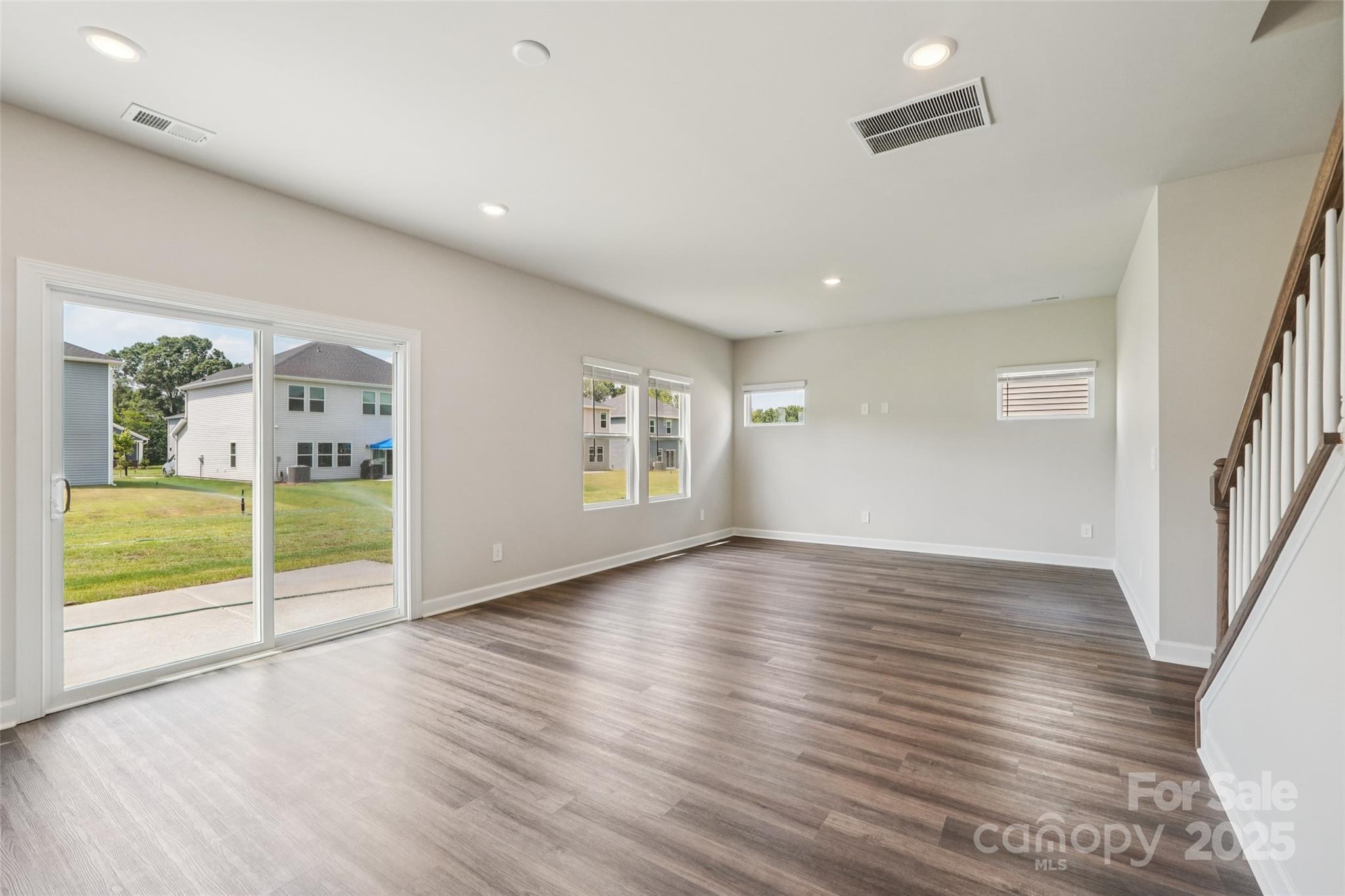 2118 Sunflower Circle